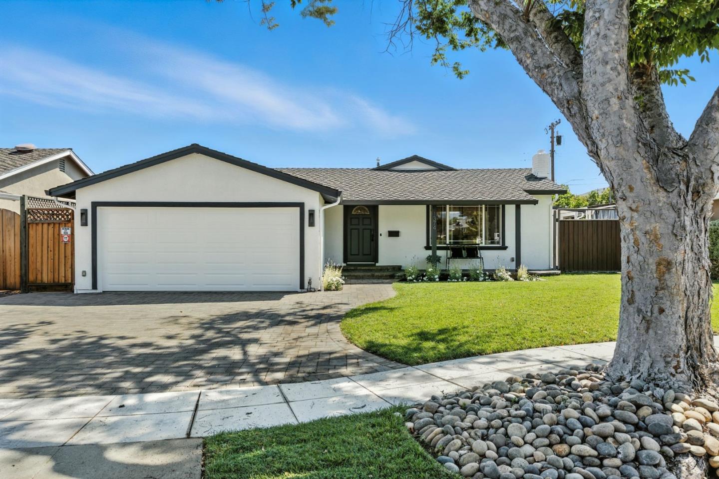 Detail Gallery Image 1 of 41 For 1374 Annapolis Way, San Jose,  CA 95118 - 3 Beds | 2 Baths