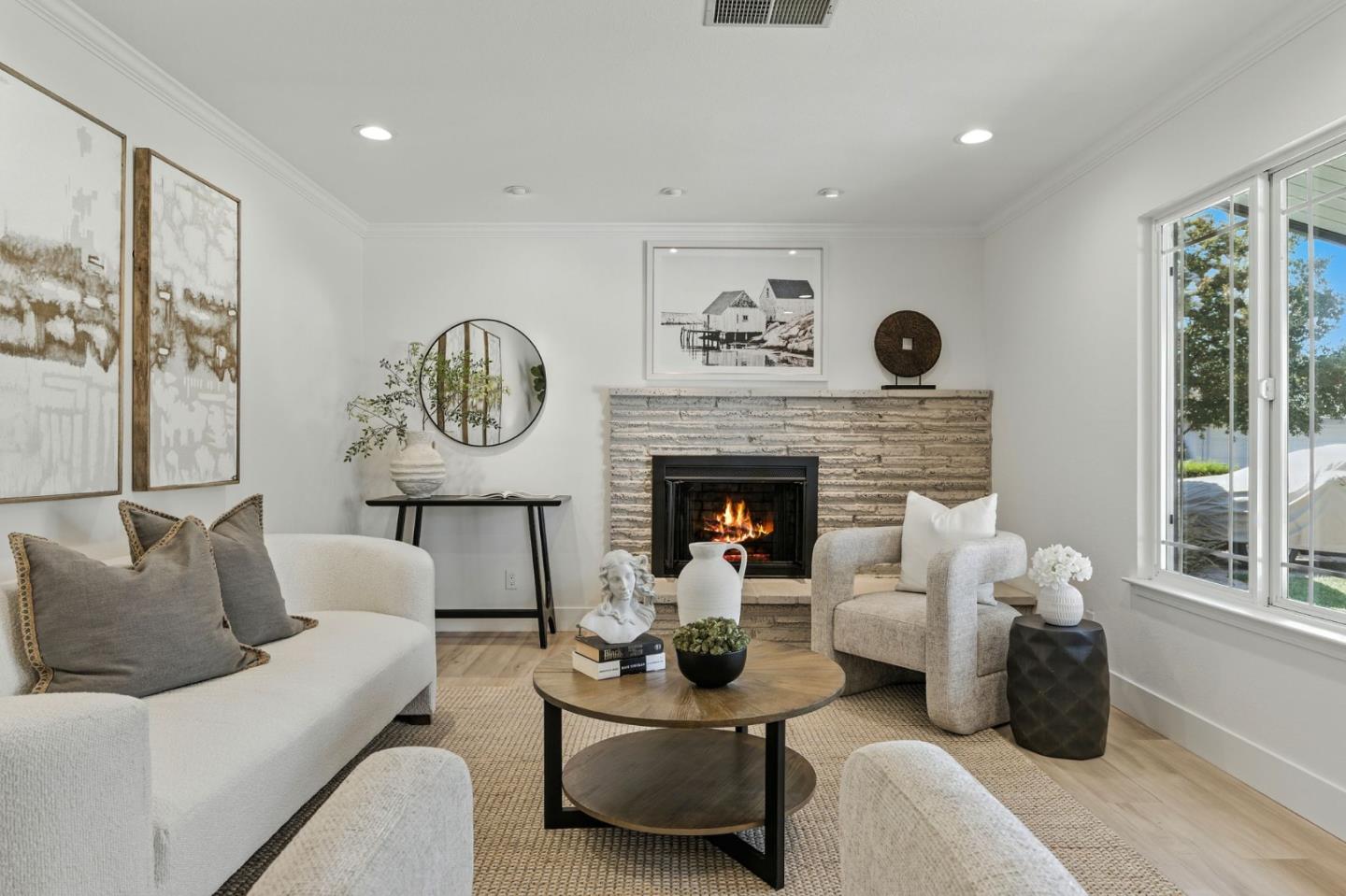 Detail Gallery Image 8 of 41 For 1374 Annapolis Way, San Jose,  CA 95118 - 3 Beds | 2 Baths
