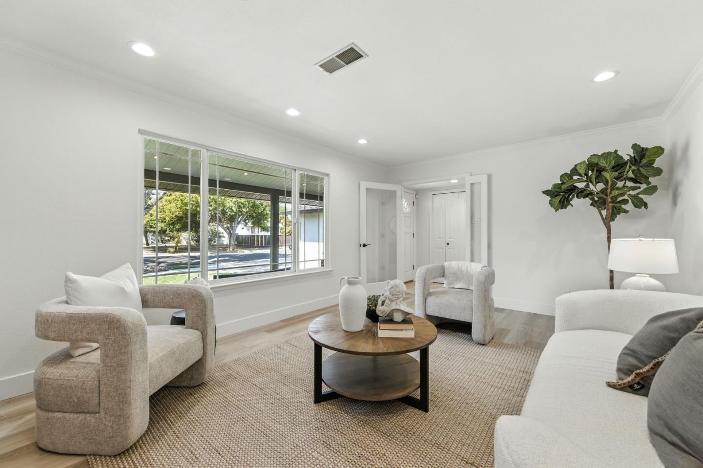 Detail Gallery Image 9 of 41 For 1374 Annapolis Way, San Jose,  CA 95118 - 3 Beds | 2 Baths