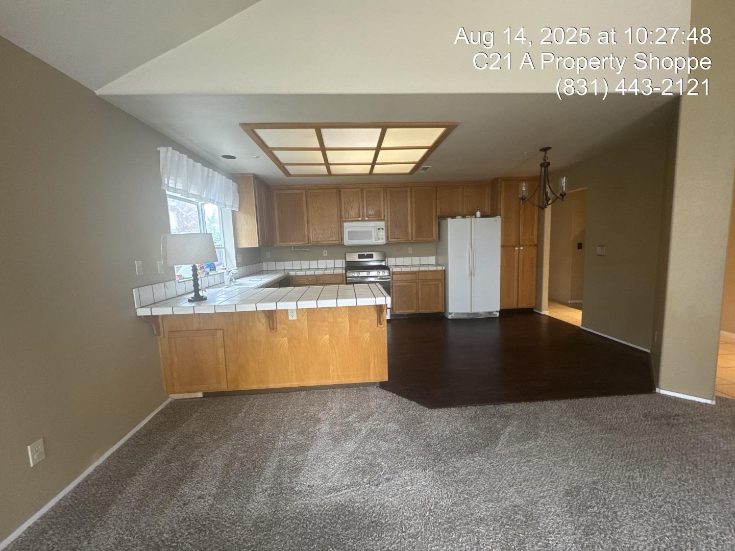 Detail Gallery Image 15 of 19 For 1918 Newcastle Dr, Salinas,  CA 93906 - 4 Beds | 2 Baths