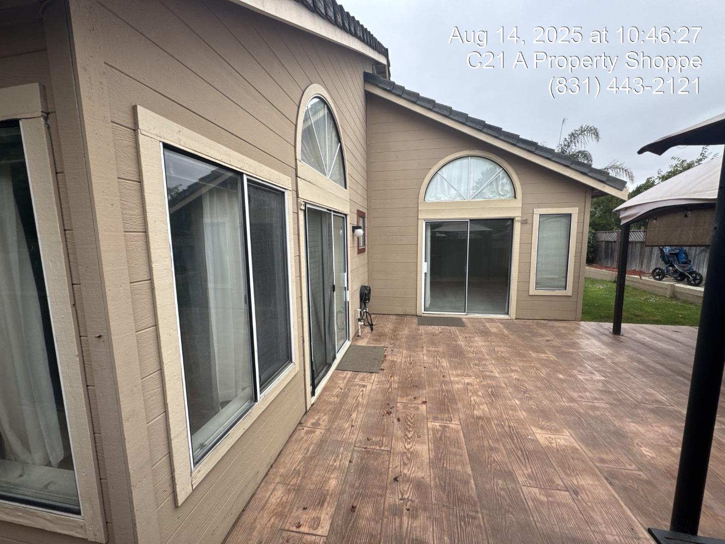 Detail Gallery Image 17 of 19 For 1918 Newcastle Dr, Salinas,  CA 93906 - 4 Beds | 2 Baths