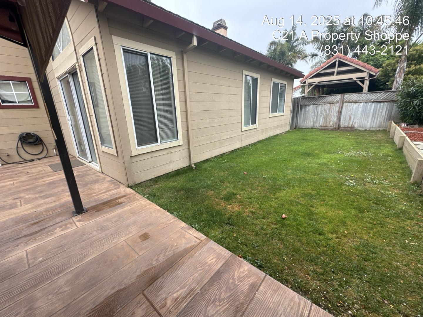 Detail Gallery Image 18 of 19 For 1918 Newcastle Dr, Salinas,  CA 93906 - 4 Beds | 2 Baths