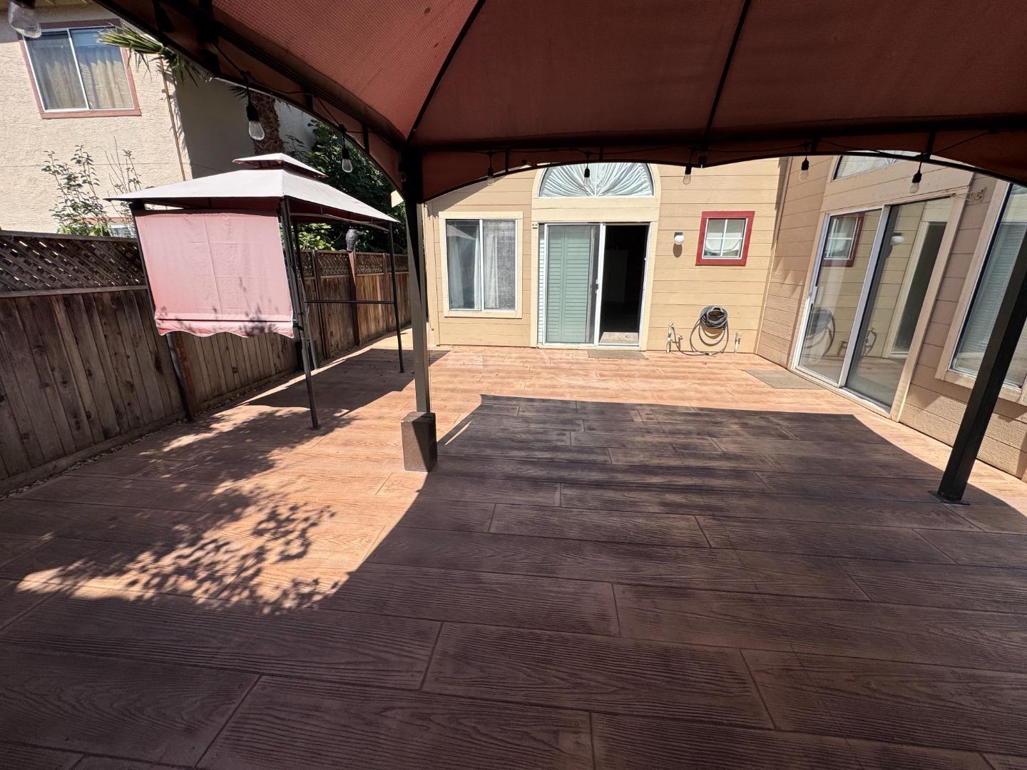 Detail Gallery Image 37 of 42 For 1918 Newcastle Dr, Salinas,  CA 93906 - 4 Beds | 2 Baths