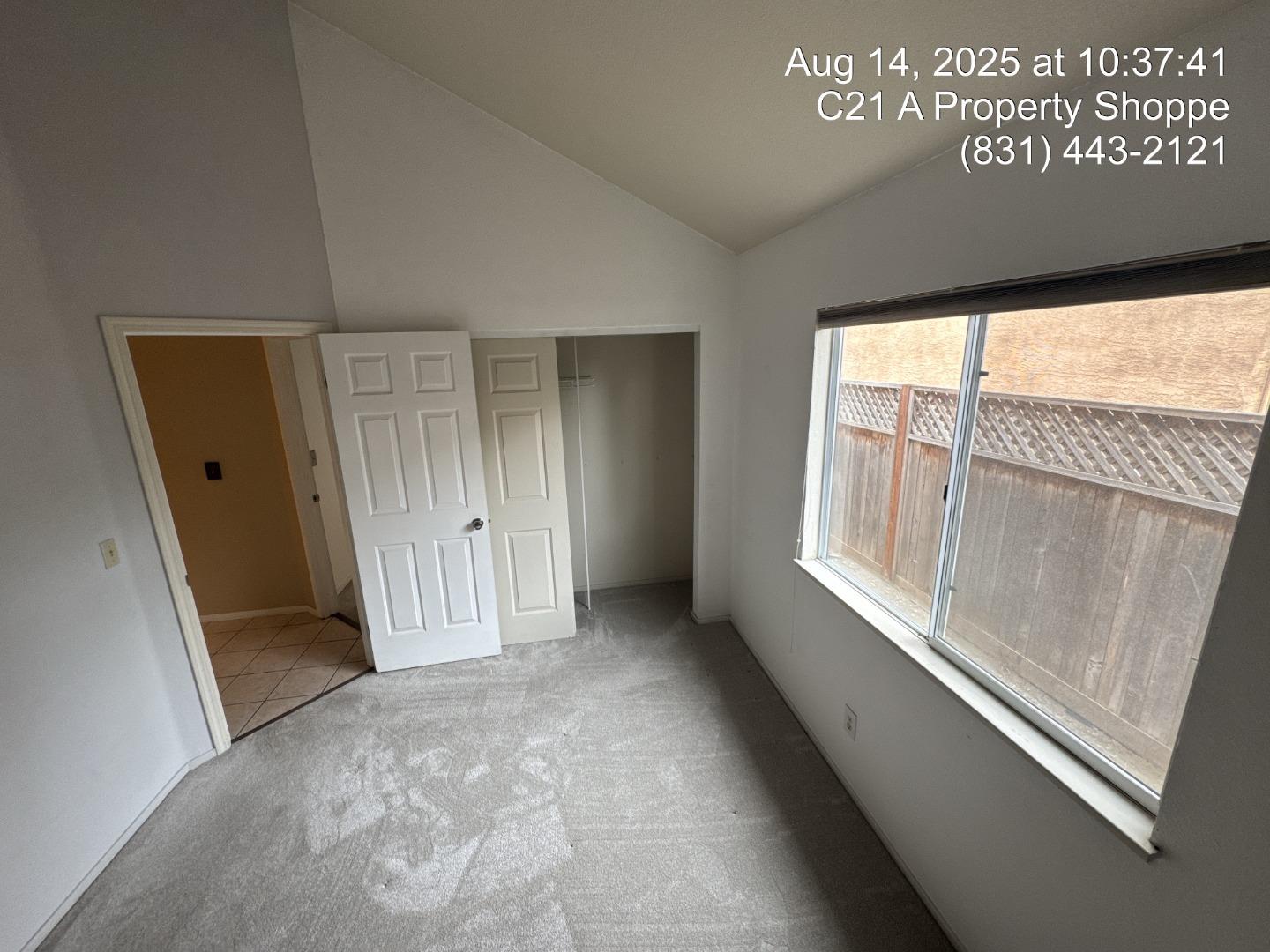 Detail Gallery Image 7 of 19 For 1918 Newcastle Dr, Salinas,  CA 93906 - 4 Beds | 2 Baths