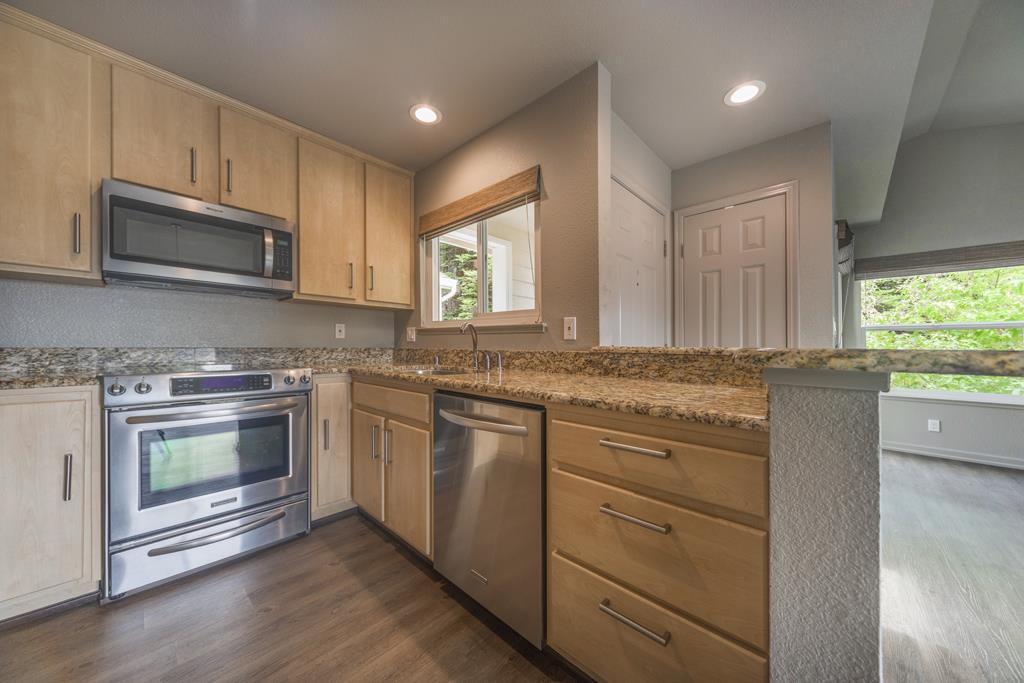 Detail Gallery Image 10 of 39 For 230 Amesport Lndg, Half Moon Bay,  CA 94019 - 2 Beds | 1 Baths