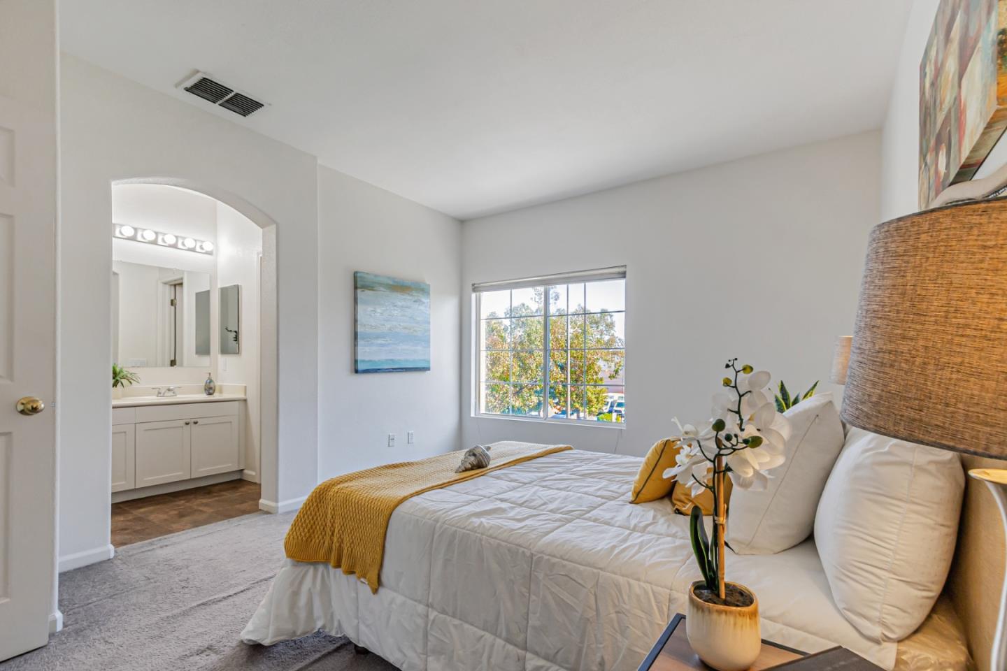 Detail Gallery Image 21 of 40 For 39 Cloud Walk, Milpitas,  CA 95035 - 2 Beds | 2/1 Baths