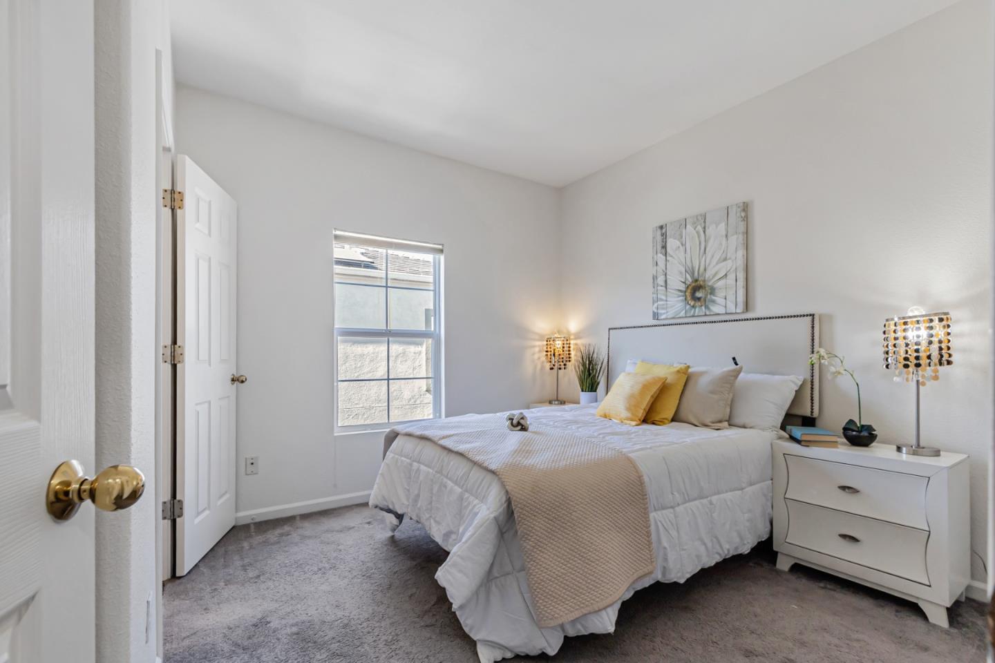 Detail Gallery Image 22 of 40 For 39 Cloud Walk, Milpitas,  CA 95035 - 2 Beds | 2/1 Baths