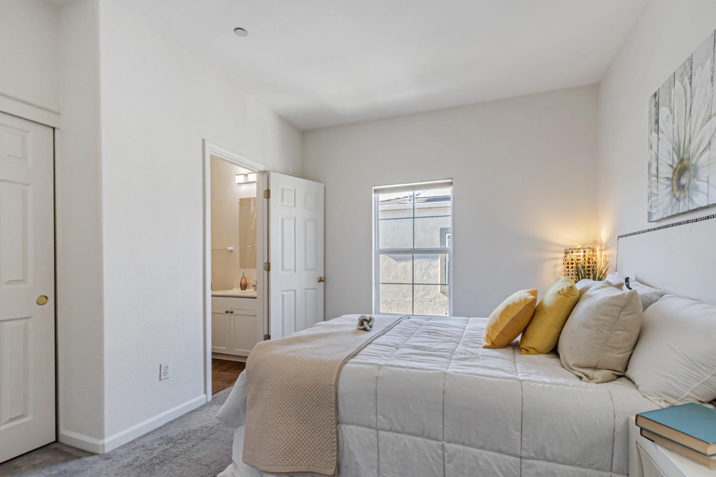 Detail Gallery Image 23 of 40 For 39 Cloud Walk, Milpitas,  CA 95035 - 2 Beds | 2/1 Baths