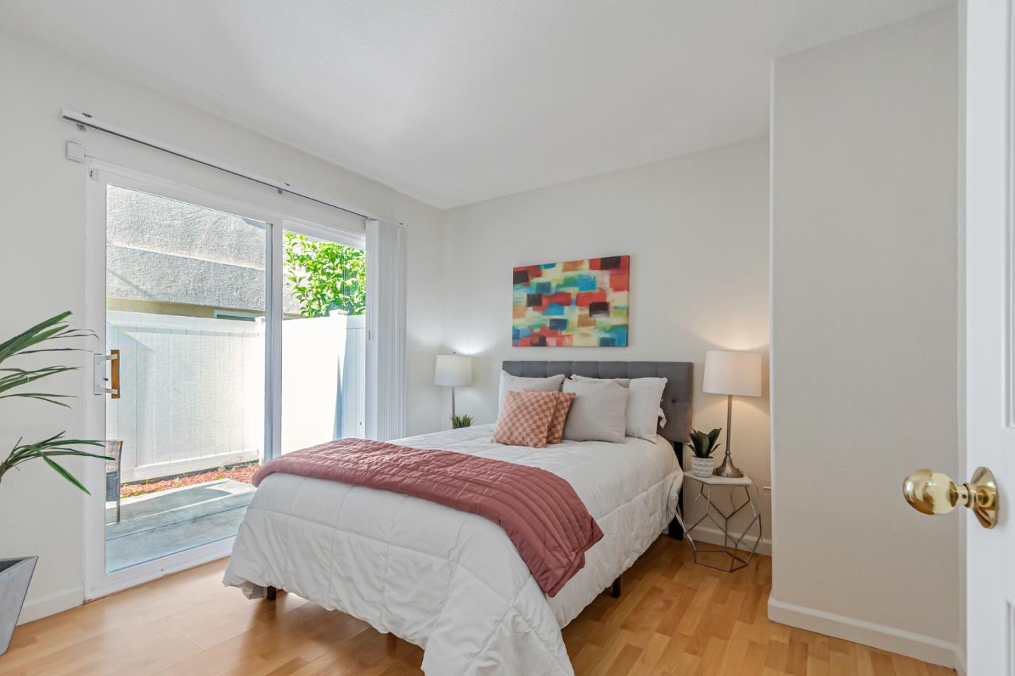 Detail Gallery Image 25 of 40 For 39 Cloud Walk, Milpitas,  CA 95035 - 2 Beds | 2/1 Baths