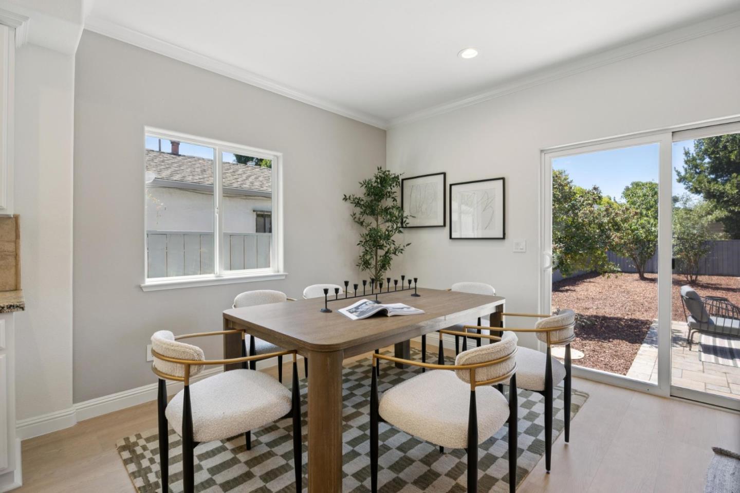 Detail Gallery Image 29 of 122 For 221 S 21st St, San Jose,  CA 95116 - 4 Beds | 3 Baths
