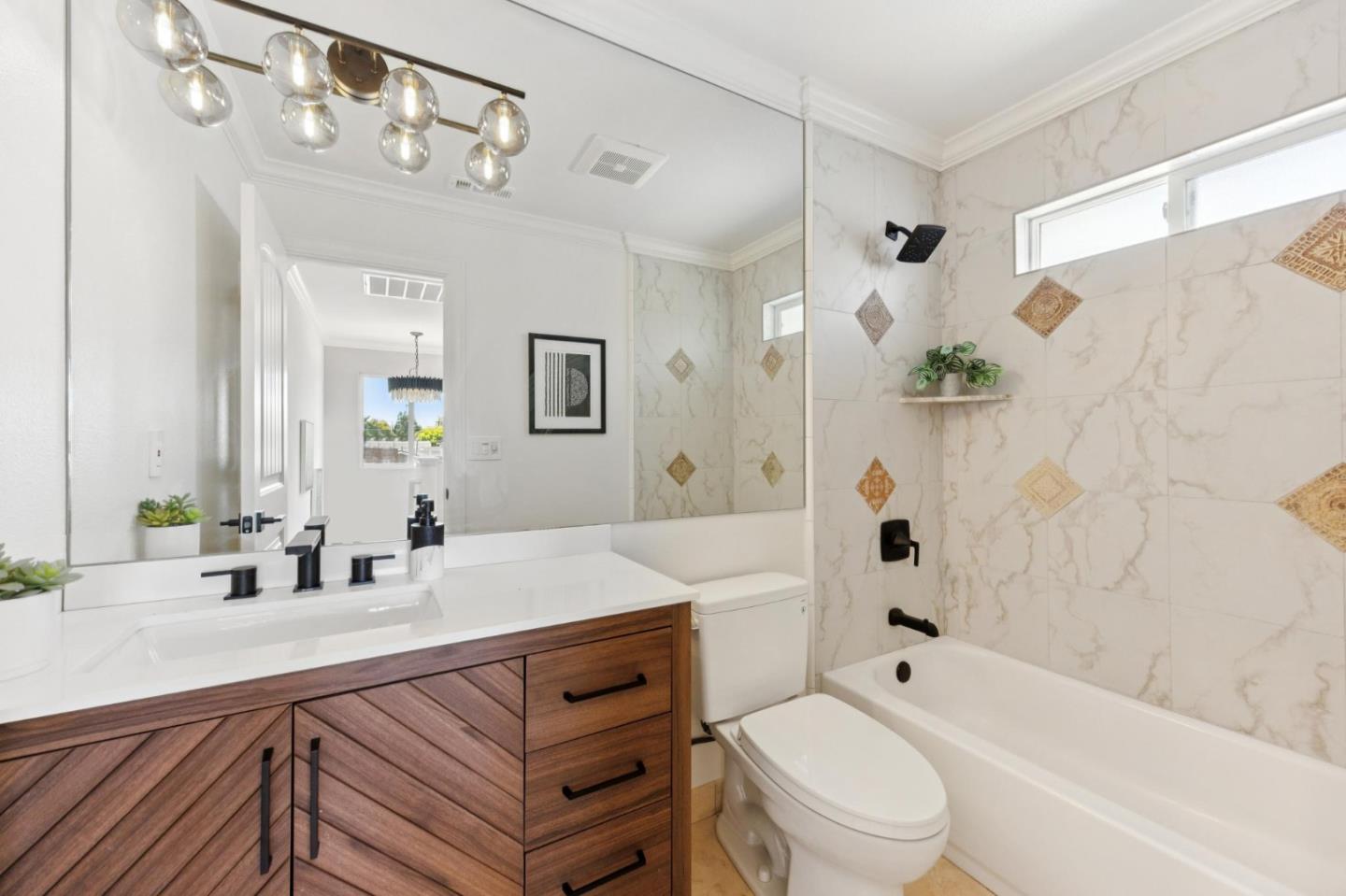 Detail Gallery Image 56 of 122 For 221 S 21st St, San Jose,  CA 95116 - 4 Beds | 3 Baths