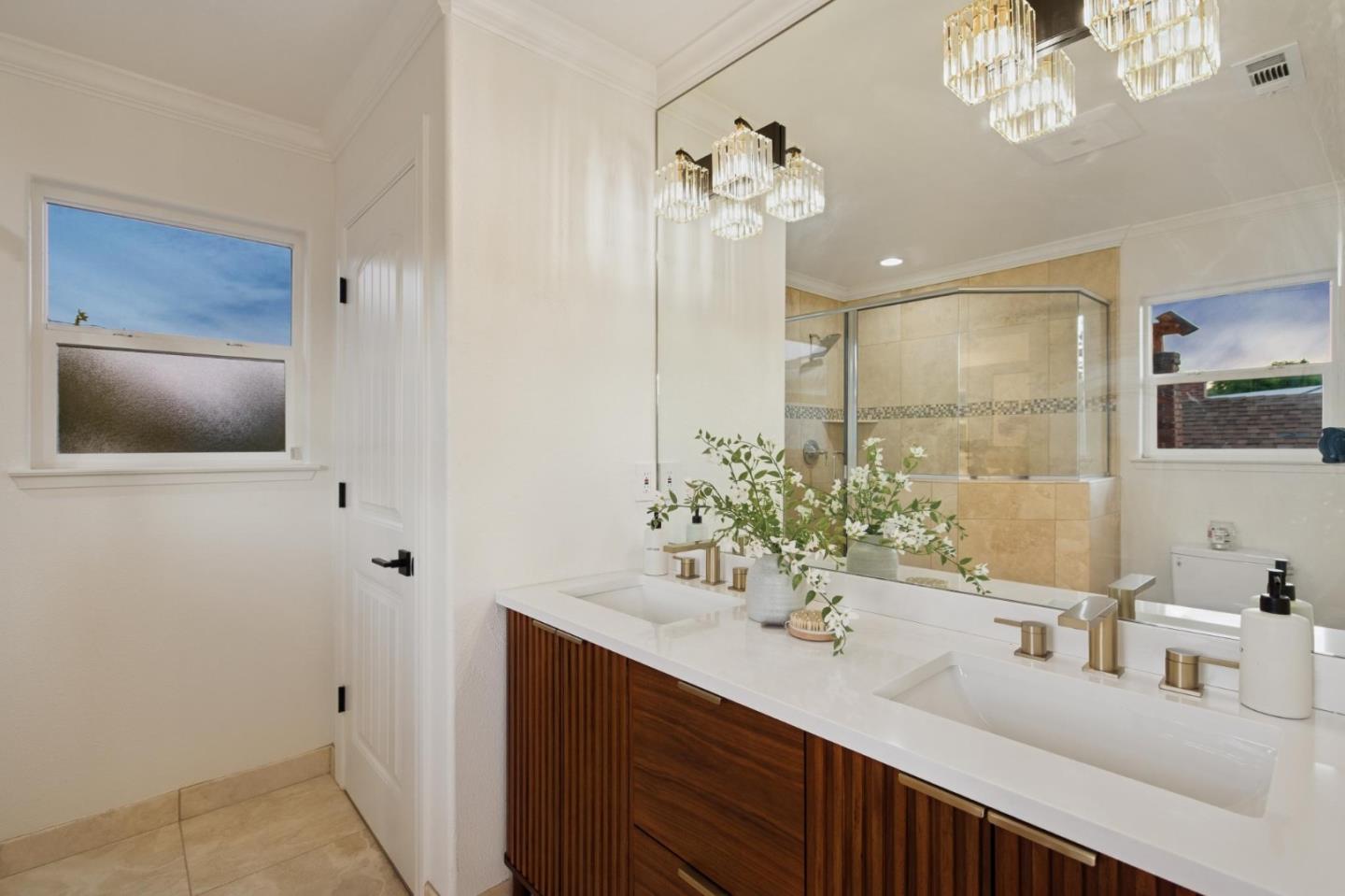Detail Gallery Image 90 of 122 For 221 S 21st St, San Jose,  CA 95116 - 4 Beds | 3 Baths