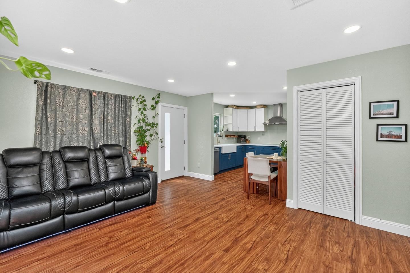 Detail Gallery Image 34 of 56 For 3291 Selva Dr, San Jose,  CA 95148 - 4 Beds | 3 Baths