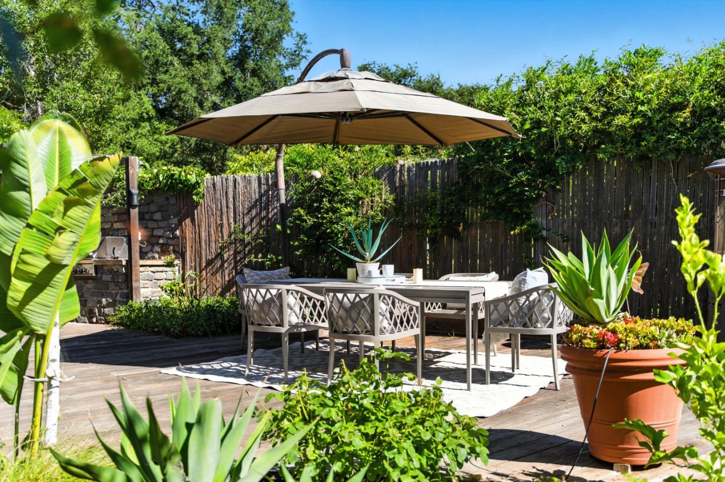 Detail Gallery Image 32 of 60 For 810 Glencrag Way, Woodside,  CA 94062 - 4 Beds | 4 Baths