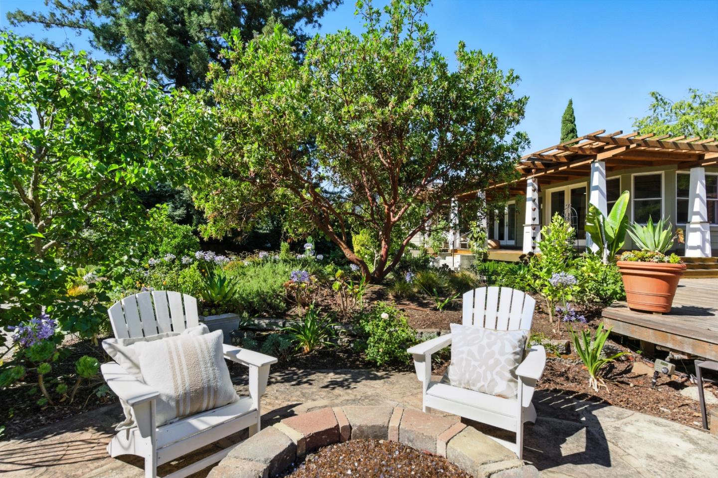 Detail Gallery Image 54 of 60 For 810 Glencrag Way, Woodside,  CA 94062 - 4 Beds | 4 Baths