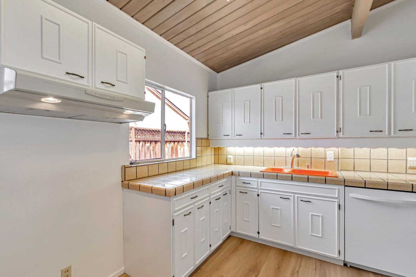 Detail Gallery Image 19 of 55 For 1461 Norman Ave, San Jose,  CA 95125 - 4 Beds | 2/1 Baths