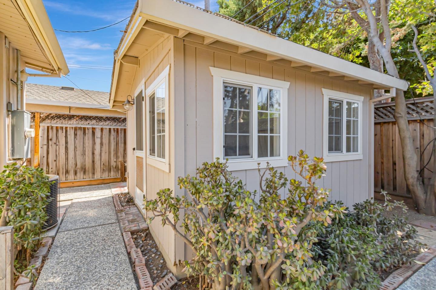 Detail Gallery Image 52 of 55 For 1461 Norman Ave, San Jose,  CA 95125 - 4 Beds | 2/1 Baths