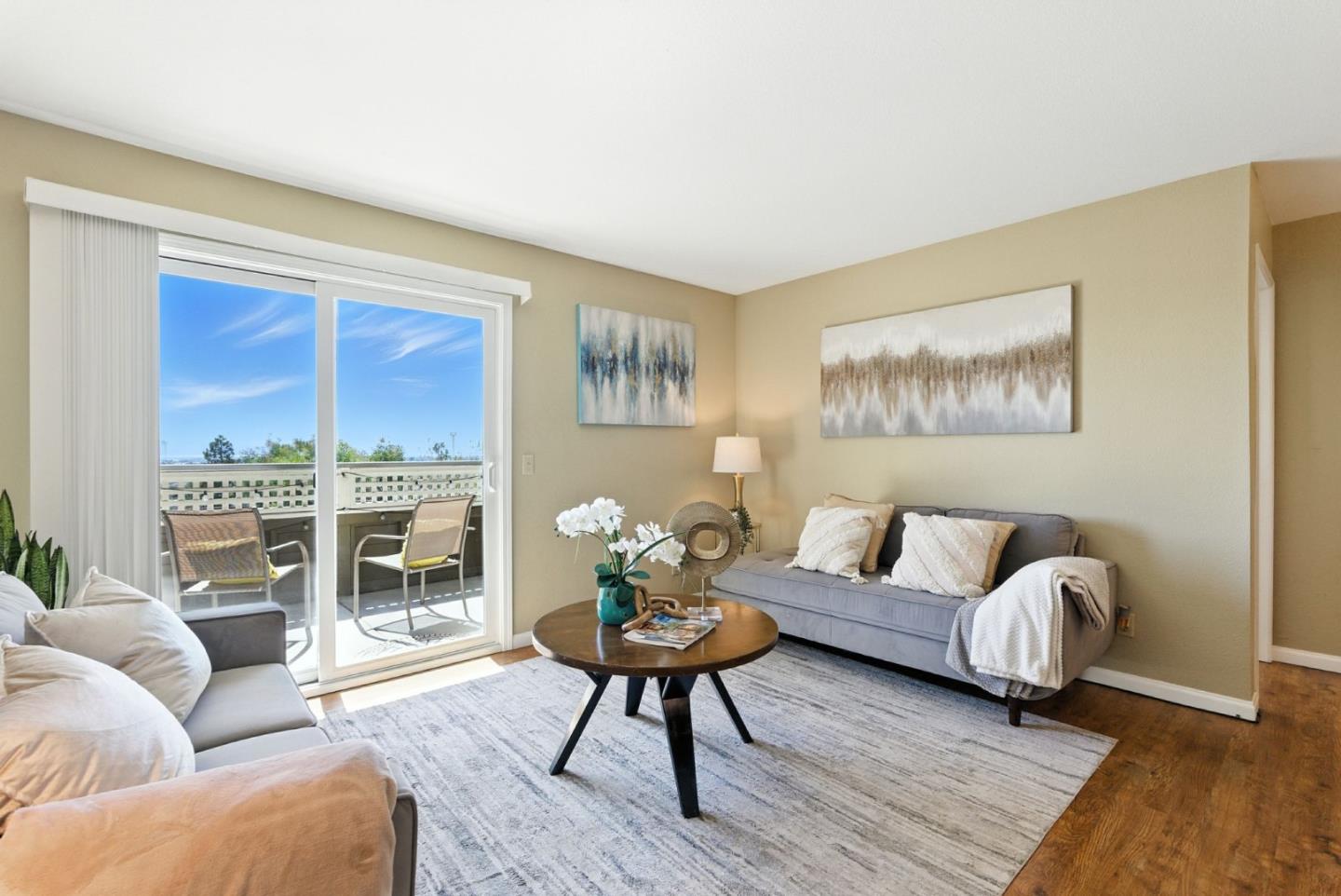 Detail Gallery Image 10 of 37 For 715 Heath Ct #388,  Hayward,  CA 94544 - 2 Beds | 2 Baths