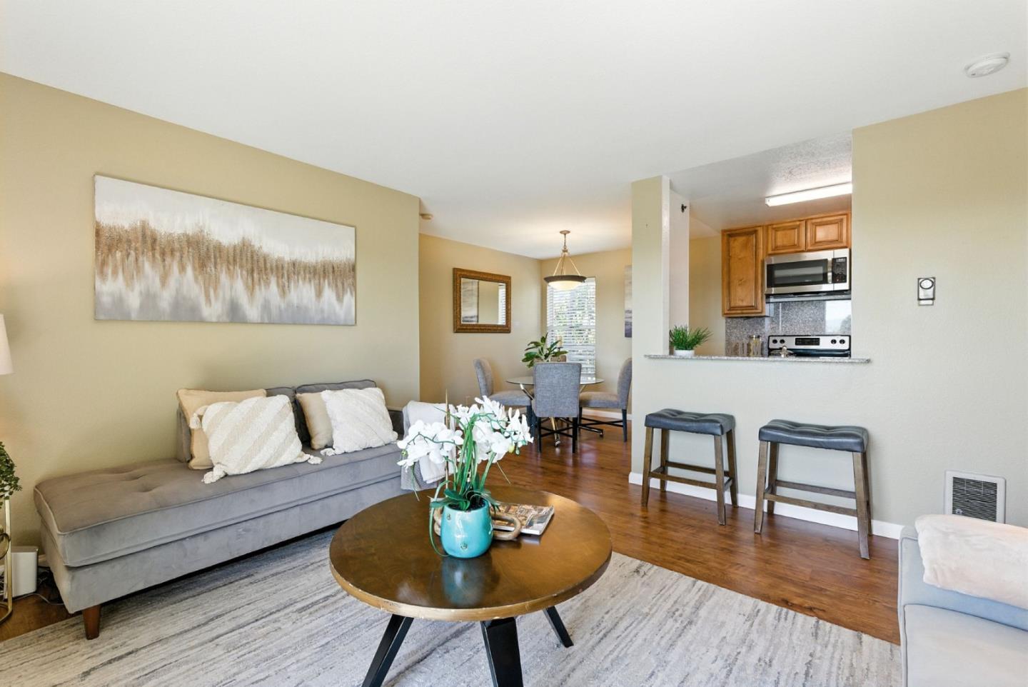 Detail Gallery Image 12 of 37 For 715 Heath Ct #388,  Hayward,  CA 94544 - 2 Beds | 2 Baths