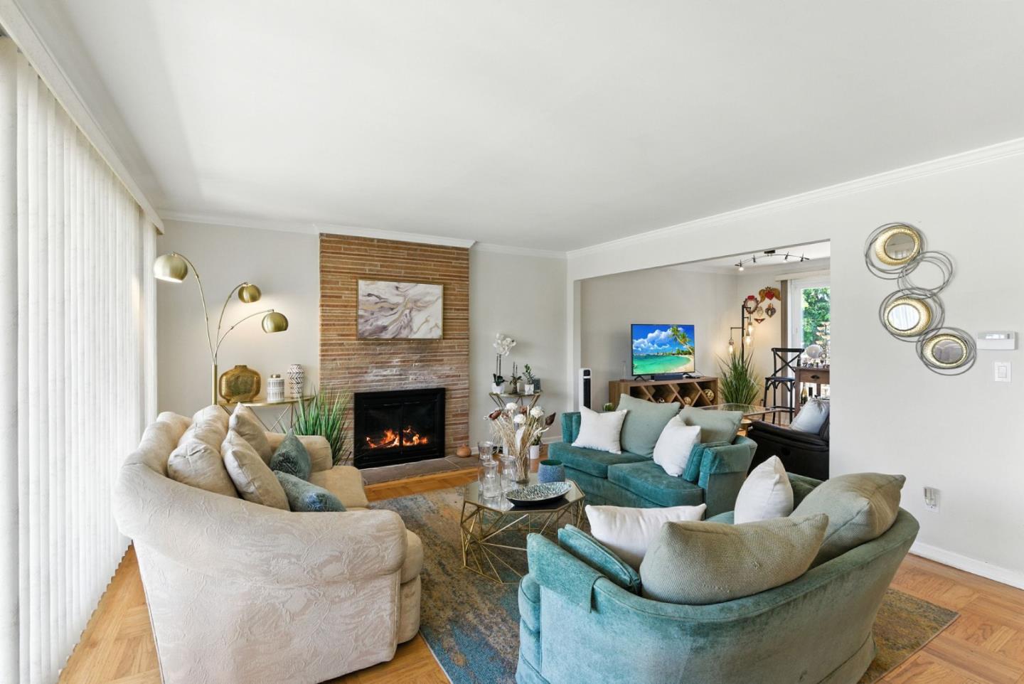 Detail Gallery Image 3 of 23 For 211 Anita Dr, Millbrae,  CA 94030 - 3 Beds | 2 Baths
