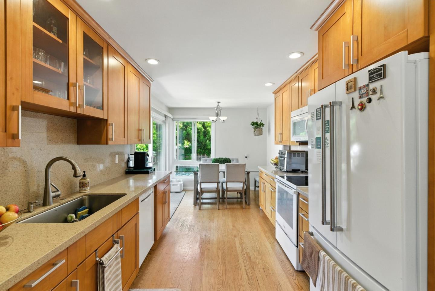 Detail Gallery Image 6 of 23 For 211 Anita Dr, Millbrae,  CA 94030 - 3 Beds | 2 Baths