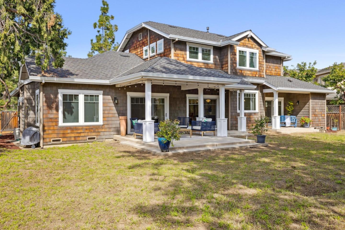 Detail Gallery Image 26 of 33 For 21150 Grenola Dr, Cupertino,  CA 95014 - 4 Beds | 4/1 Baths
