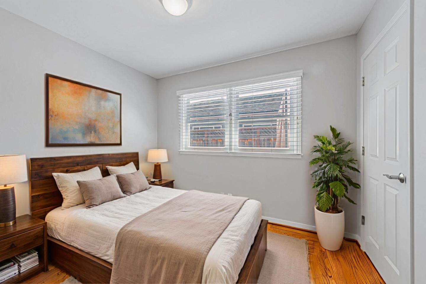 Detail Gallery Image 12 of 48 For 520 Topaz St, Redwood City,  CA 94062 - 3 Beds | 2 Baths
