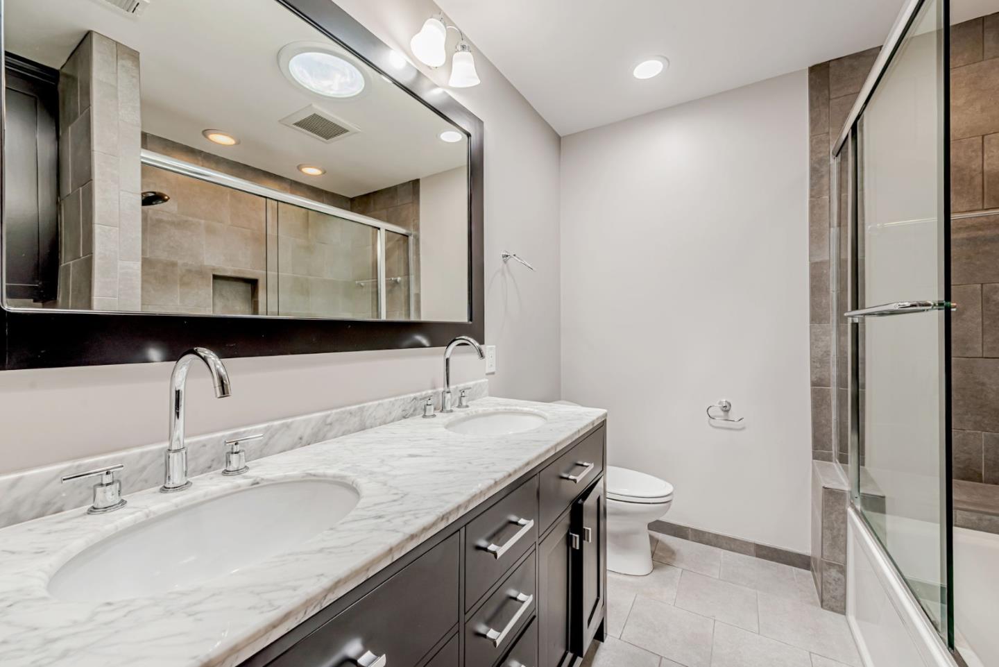 Detail Gallery Image 18 of 48 For 520 Topaz St, Redwood City,  CA 94062 - 3 Beds | 2 Baths