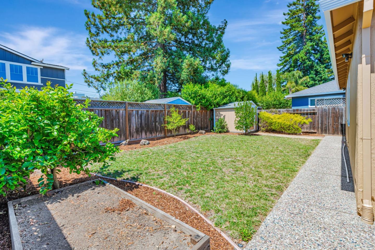 Detail Gallery Image 22 of 48 For 520 Topaz St, Redwood City,  CA 94062 - 3 Beds | 2 Baths