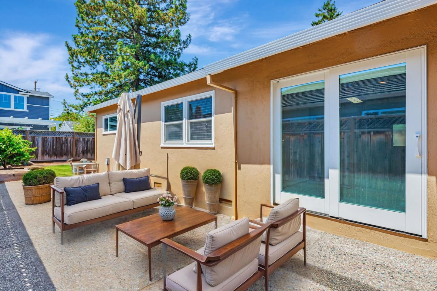 Detail Gallery Image 23 of 48 For 520 Topaz St, Redwood City,  CA 94062 - 3 Beds | 2 Baths