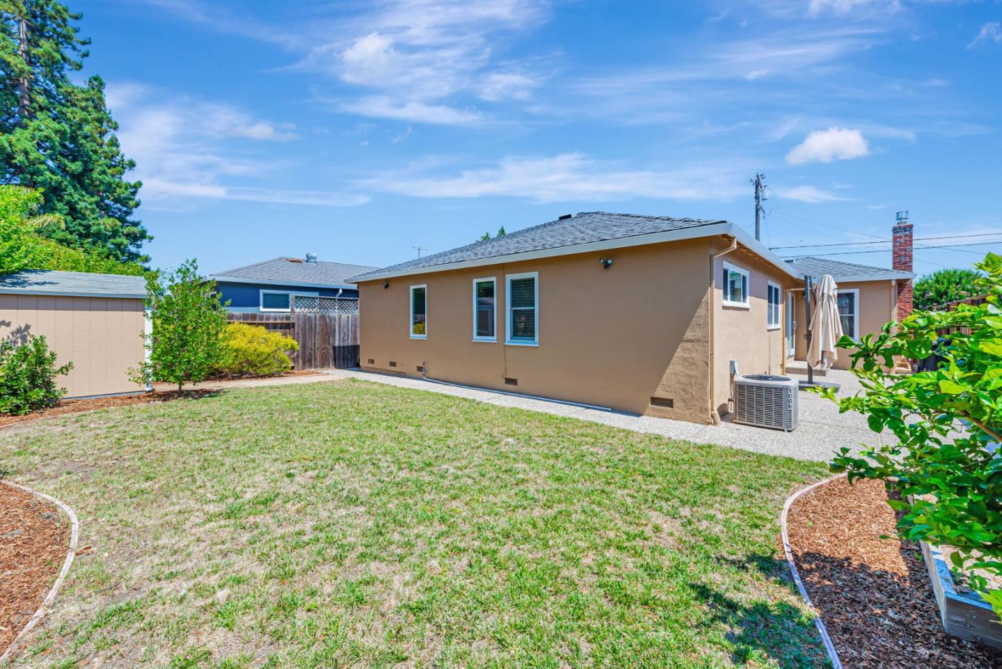 Detail Gallery Image 24 of 48 For 520 Topaz St, Redwood City,  CA 94062 - 3 Beds | 2 Baths