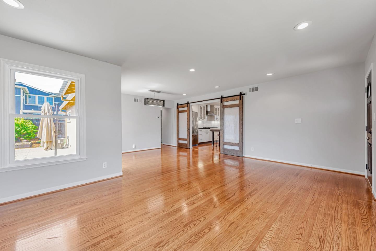 Detail Gallery Image 31 of 48 For 520 Topaz St, Redwood City,  CA 94062 - 3 Beds | 2 Baths
