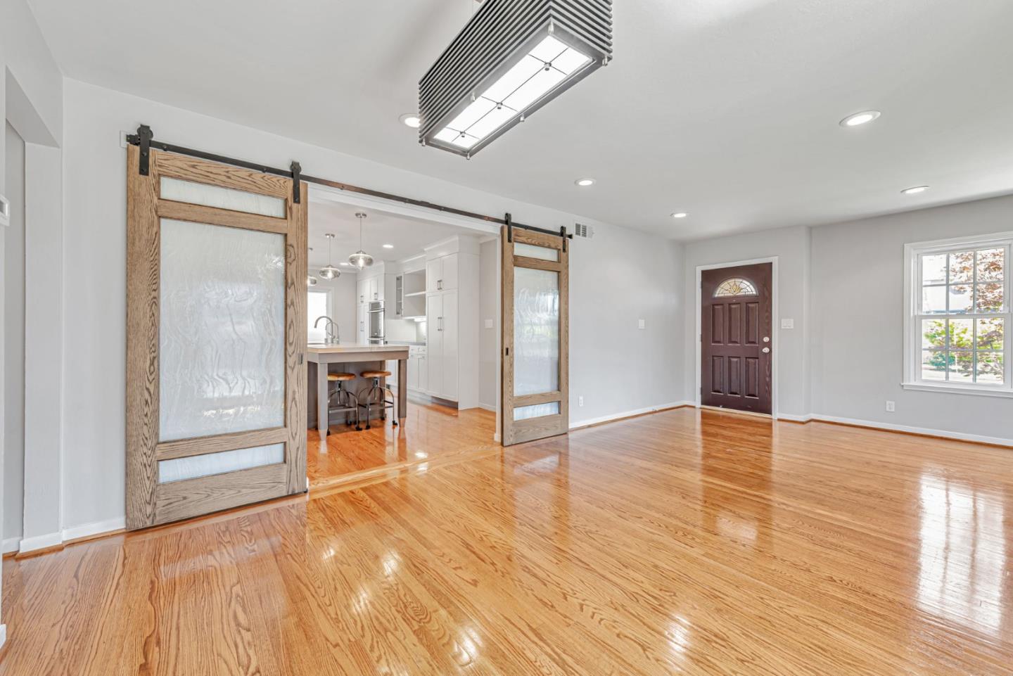 Detail Gallery Image 33 of 48 For 520 Topaz St, Redwood City,  CA 94062 - 3 Beds | 2 Baths