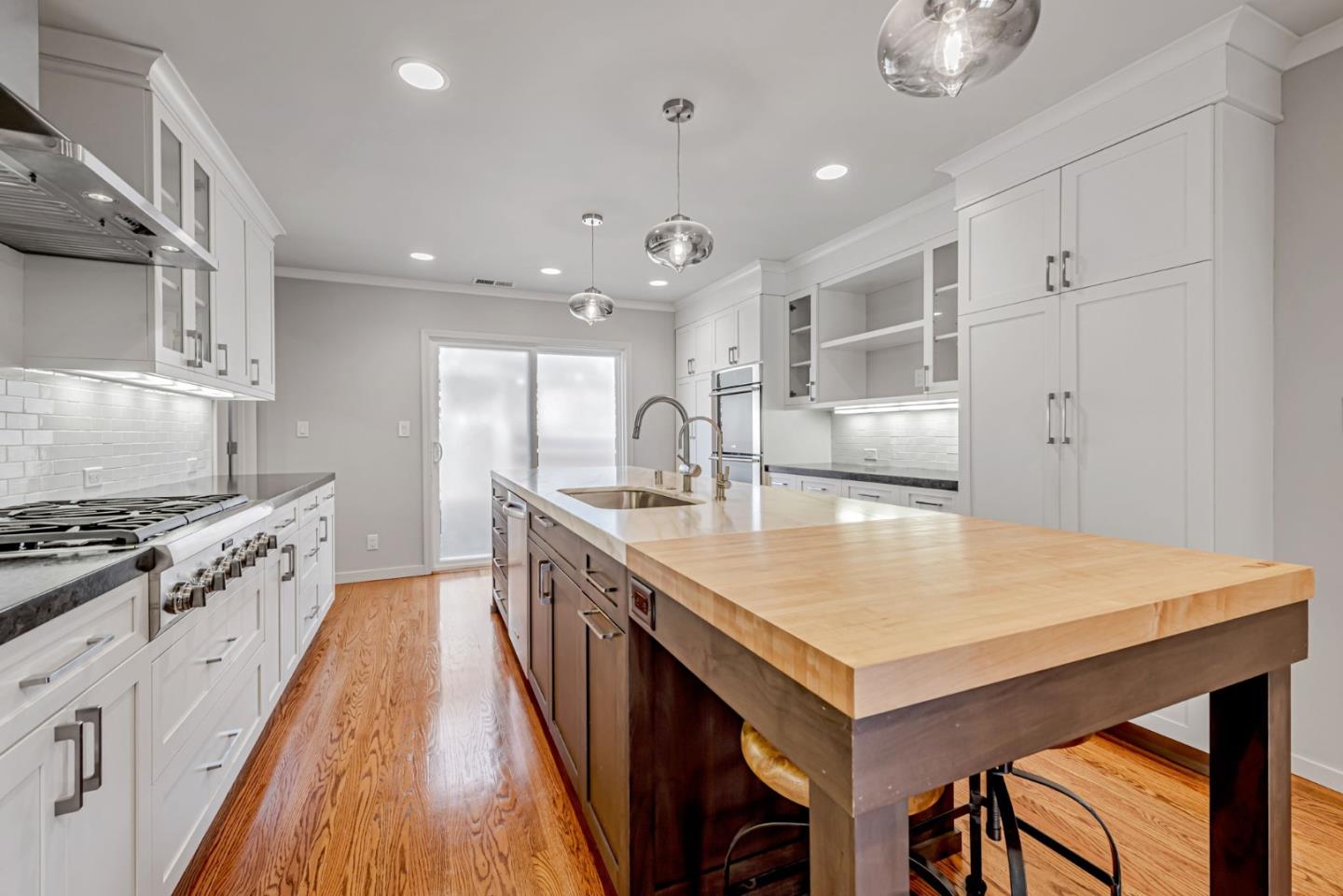 Detail Gallery Image 35 of 48 For 520 Topaz St, Redwood City,  CA 94062 - 3 Beds | 2 Baths