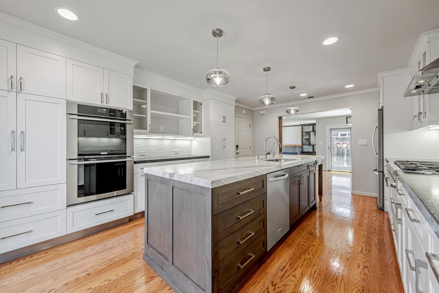 Detail Gallery Image 38 of 48 For 520 Topaz St, Redwood City,  CA 94062 - 3 Beds | 2 Baths