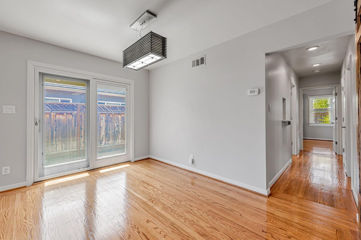 Detail Gallery Image 39 of 48 For 520 Topaz St, Redwood City,  CA 94062 - 3 Beds | 2 Baths