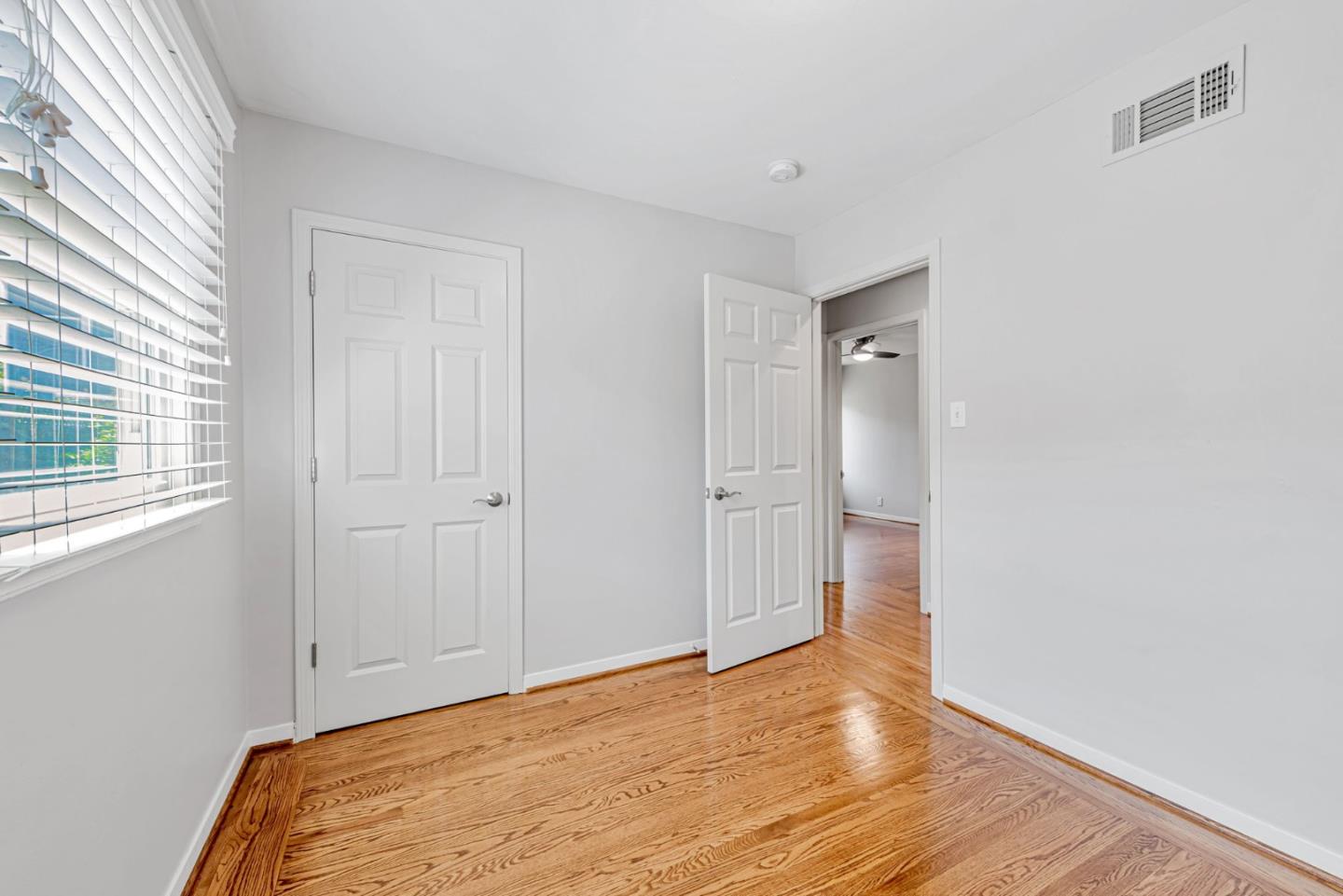 Detail Gallery Image 42 of 48 For 520 Topaz St, Redwood City,  CA 94062 - 3 Beds | 2 Baths