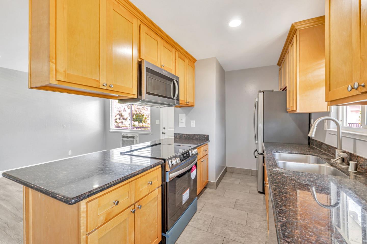 Detail Gallery Image 8 of 24 For 262 Tradewinds Ct #4,  San Jose,  CA 95123 - 2 Beds | 1 Baths