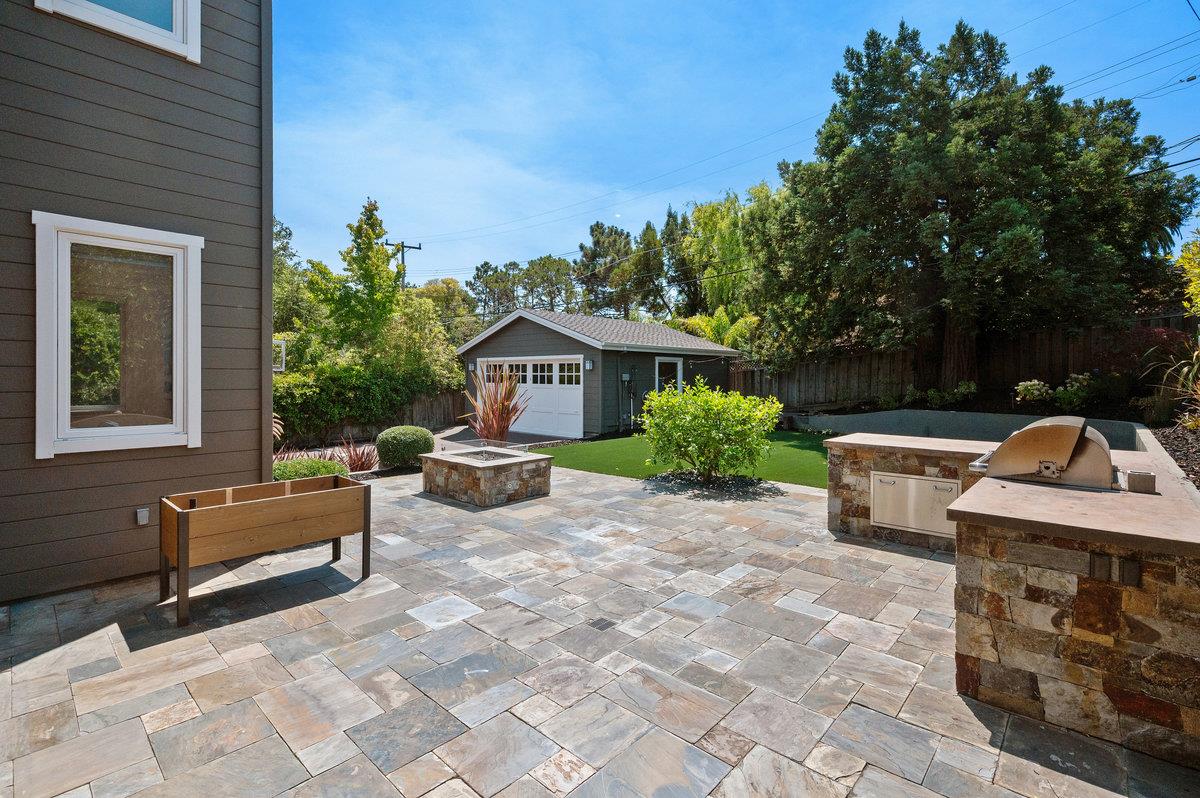 Detail Gallery Image 36 of 49 For 1509 Los Montes Dr, Burlingame,  CA 94010 - 5 Beds | 4 Baths