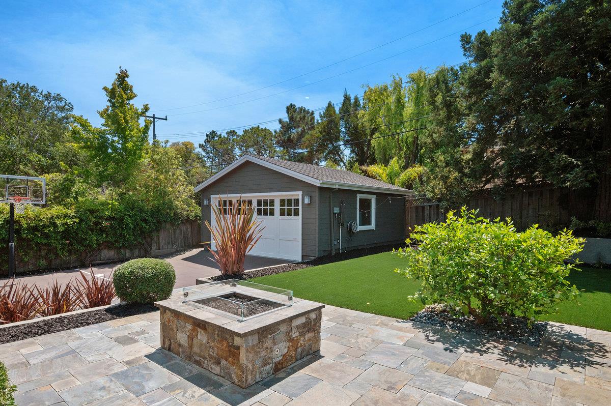 Detail Gallery Image 37 of 49 For 1509 Los Montes Dr, Burlingame,  CA 94010 - 5 Beds | 4 Baths