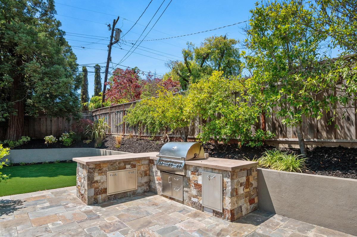 Detail Gallery Image 39 of 49 For 1509 Los Montes Dr, Burlingame,  CA 94010 - 5 Beds | 4 Baths