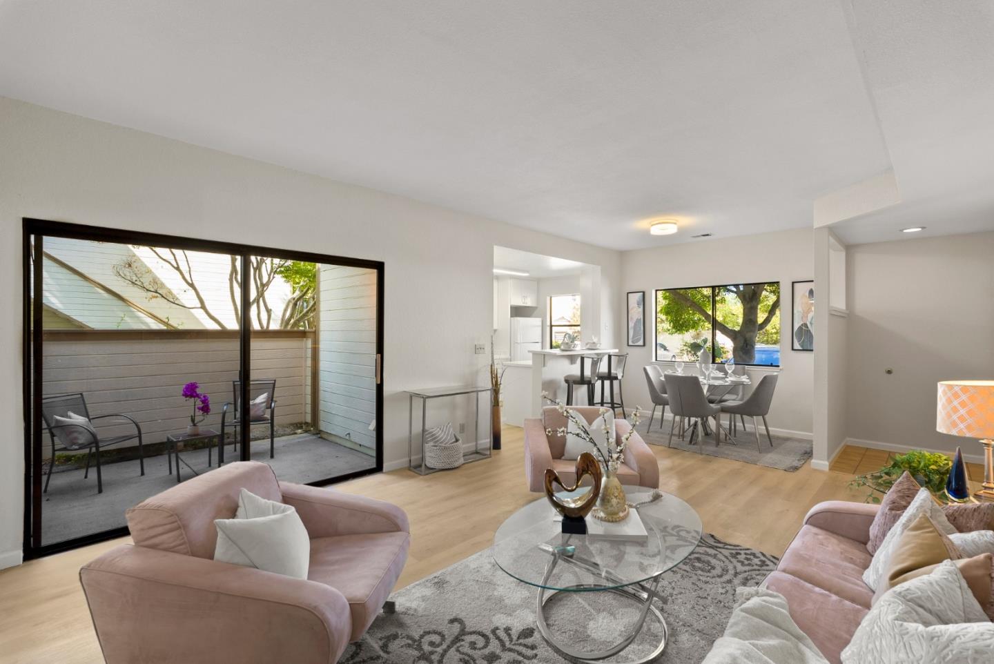 Detail Gallery Image 8 of 37 For 1340 Meadow Ridge Cir, San Jose,  CA 95131 - 2 Beds | 2 Baths
