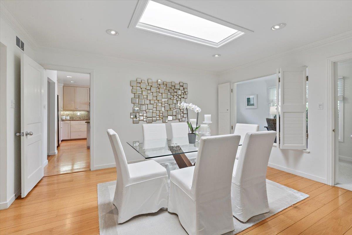 Detail Gallery Image 10 of 37 For 520 W Poplar Ave, San Mateo,  CA 94402 - 3 Beds | 2 Baths