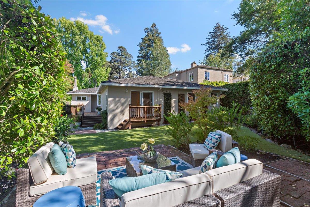Detail Gallery Image 33 of 37 For 520 W Poplar Ave, San Mateo,  CA 94402 - 3 Beds | 2 Baths