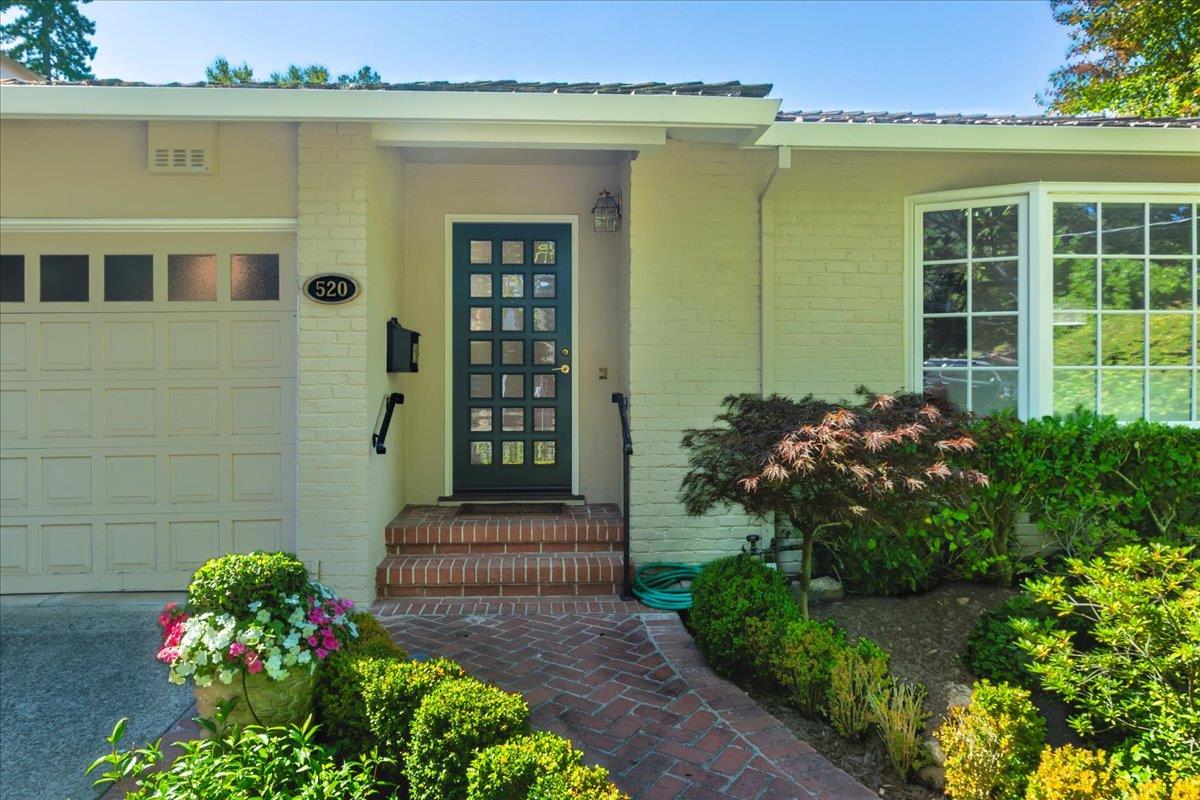 Detail Gallery Image 4 of 37 For 520 W Poplar Ave, San Mateo,  CA 94402 - 3 Beds | 2 Baths