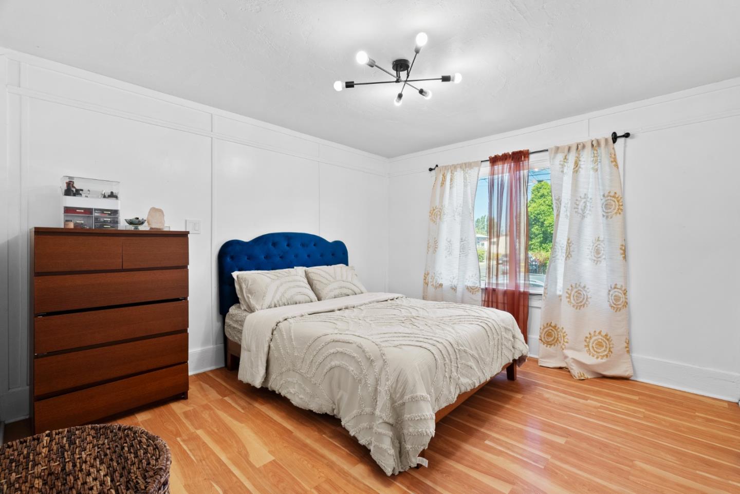 Detail Gallery Image 14 of 24 For 1902 88th Ave, Oakland,  CA 94621 - 2 Beds | 1 Baths