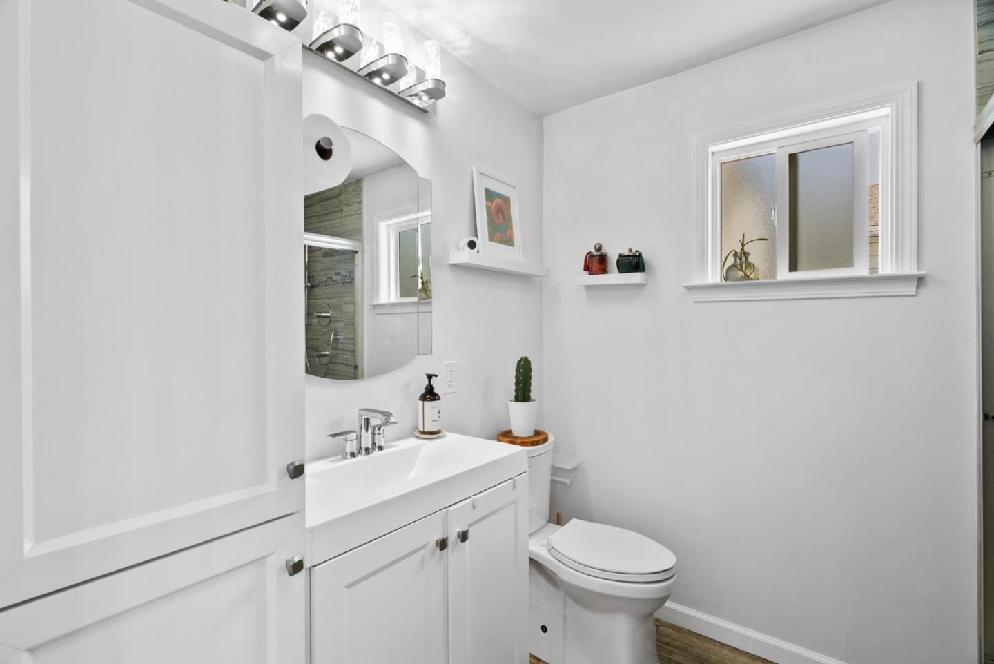 Detail Gallery Image 19 of 24 For 1902 88th Ave, Oakland,  CA 94621 - 2 Beds | 1 Baths