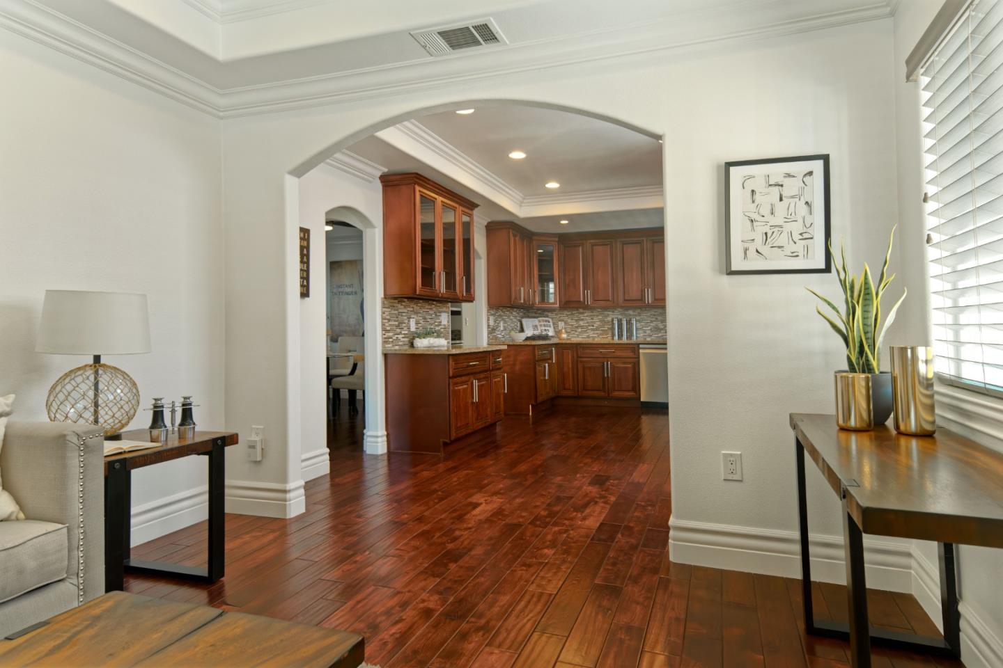 Detail Gallery Image 9 of 35 For 430 Belmont Way, San Jose,  CA 95125 - 3 Beds | 3 Baths