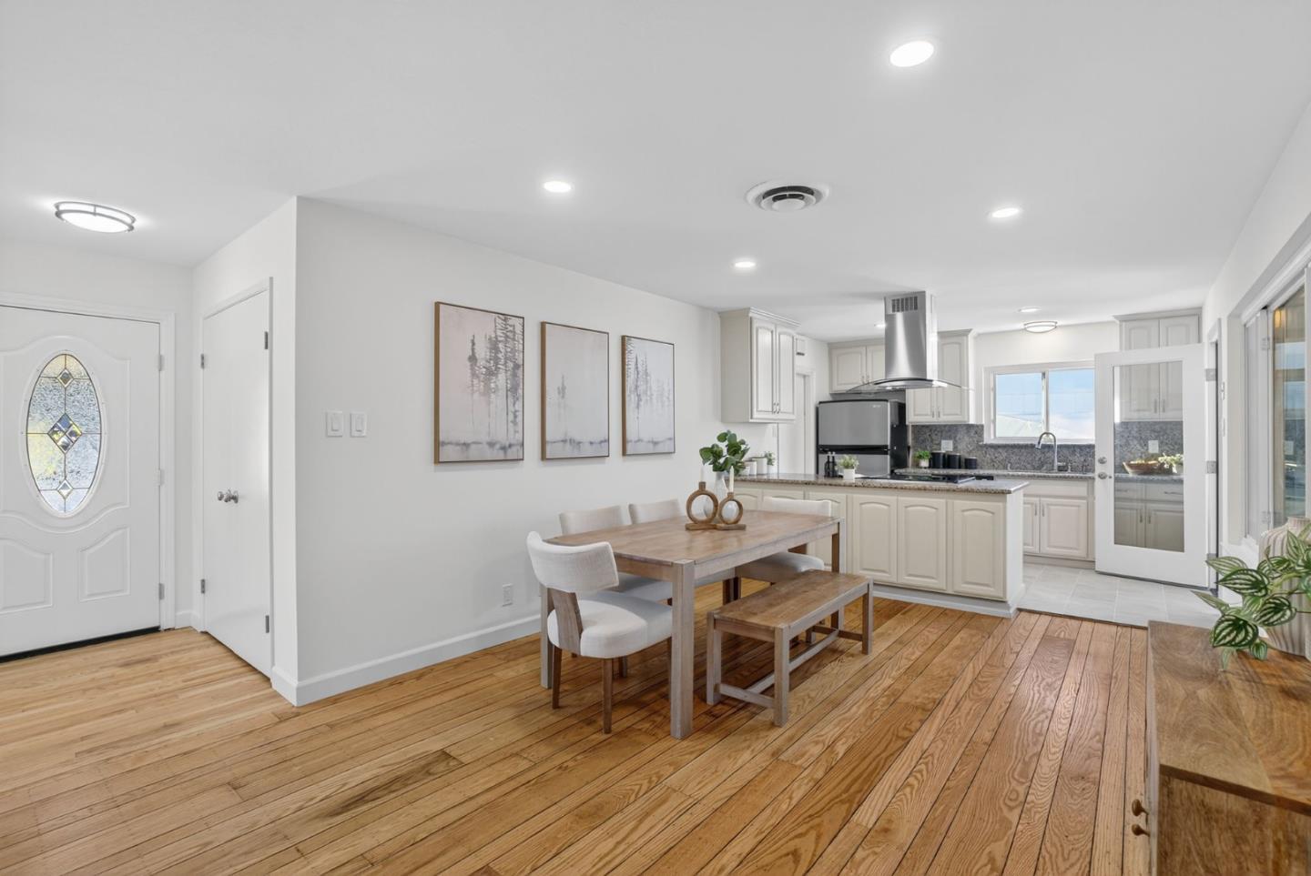 Detail Gallery Image 8 of 28 For 1464 Lucena Ct, San Jose,  CA 95132 - 3 Beds | 2 Baths