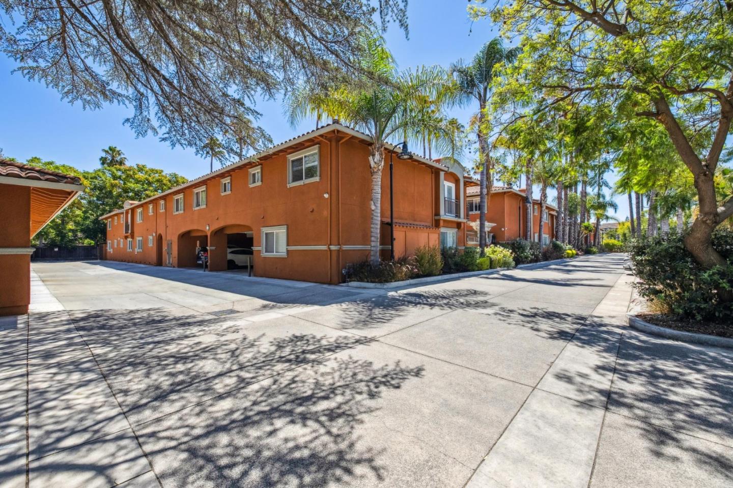 Detail Gallery Image 37 of 41 For 1835 Palm View Pl #103,  Santa Clara,  CA 95050 - 2 Beds | 2/1 Baths
